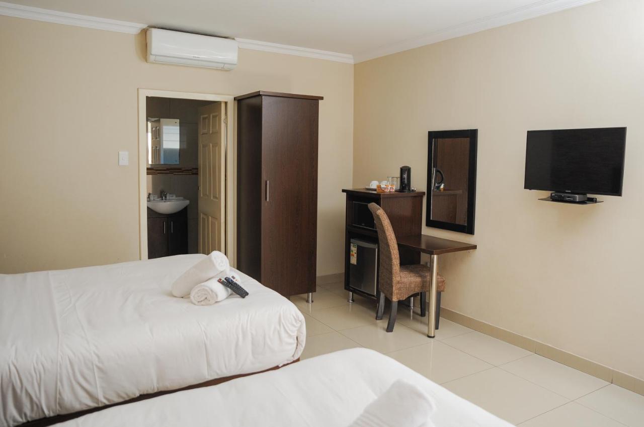 Bayside Hotel Pietermaritzburg Bagian luar foto