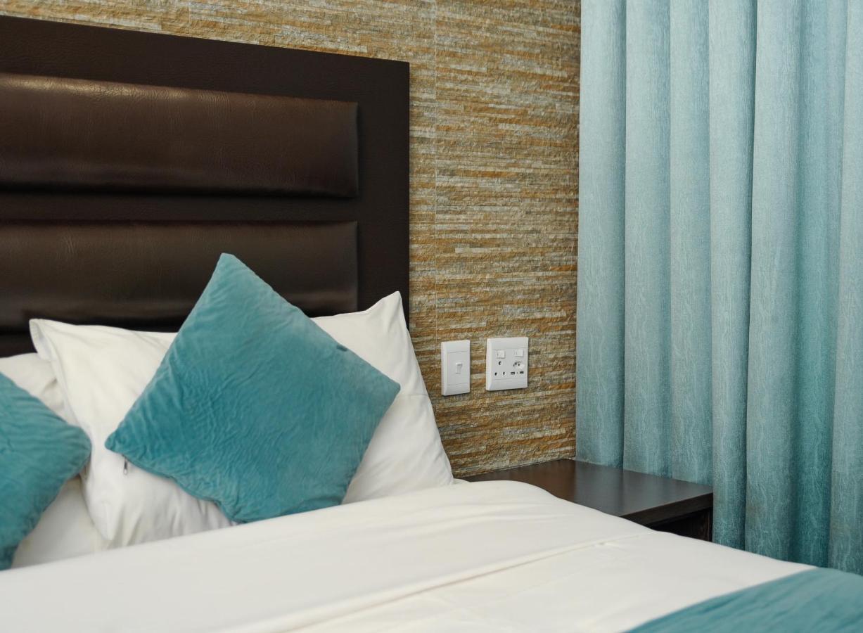 Bayside Hotel Pietermaritzburg Bagian luar foto