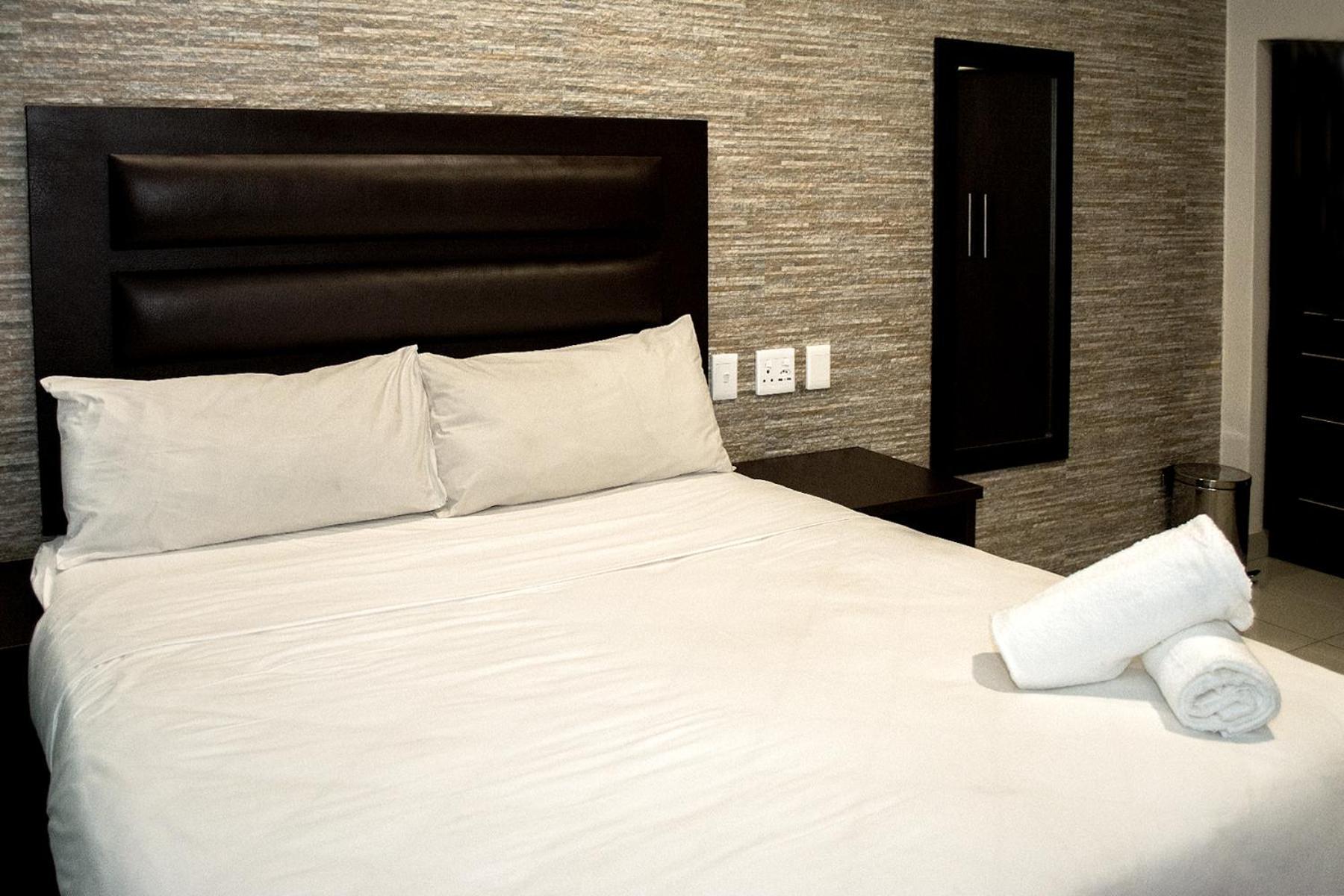 Bayside Hotel Pietermaritzburg Bagian luar foto