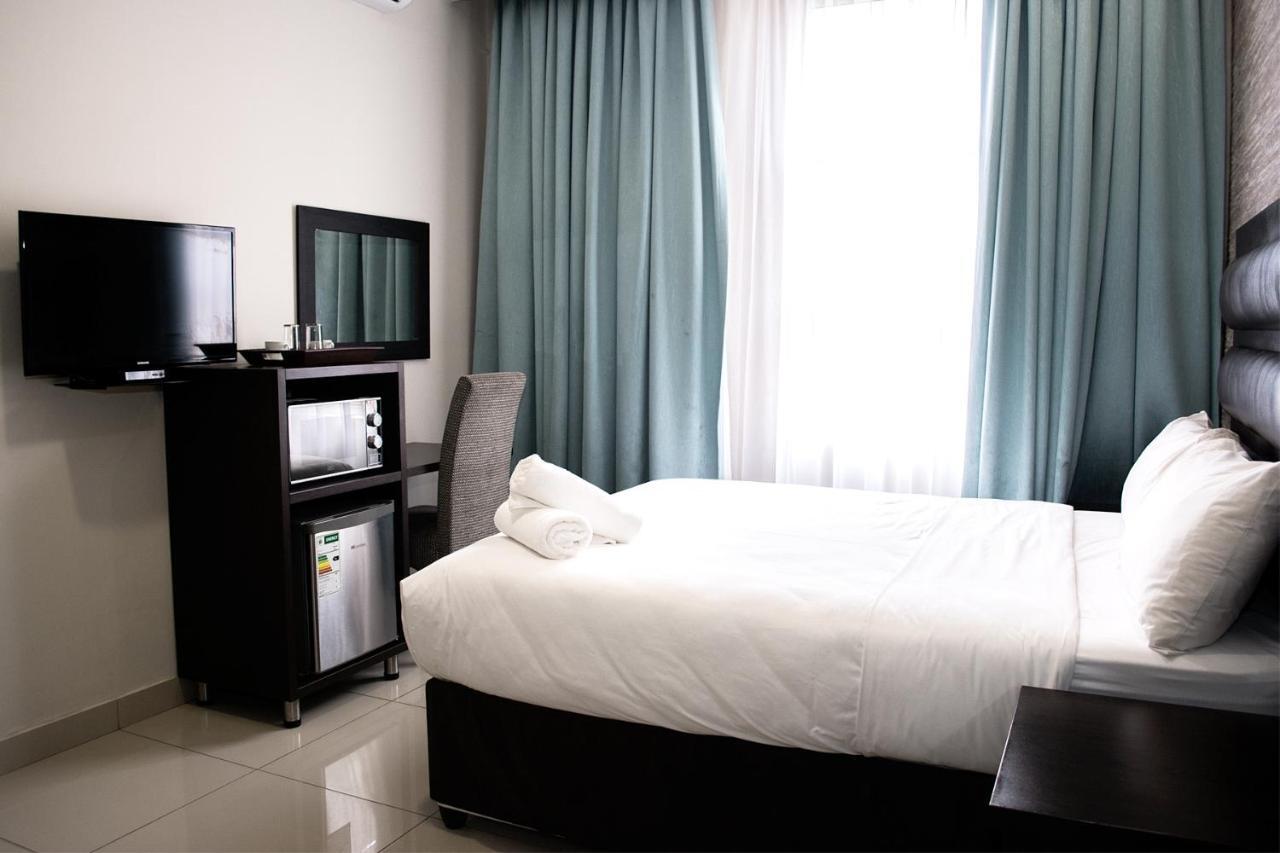 Bayside Hotel Pietermaritzburg Bagian luar foto